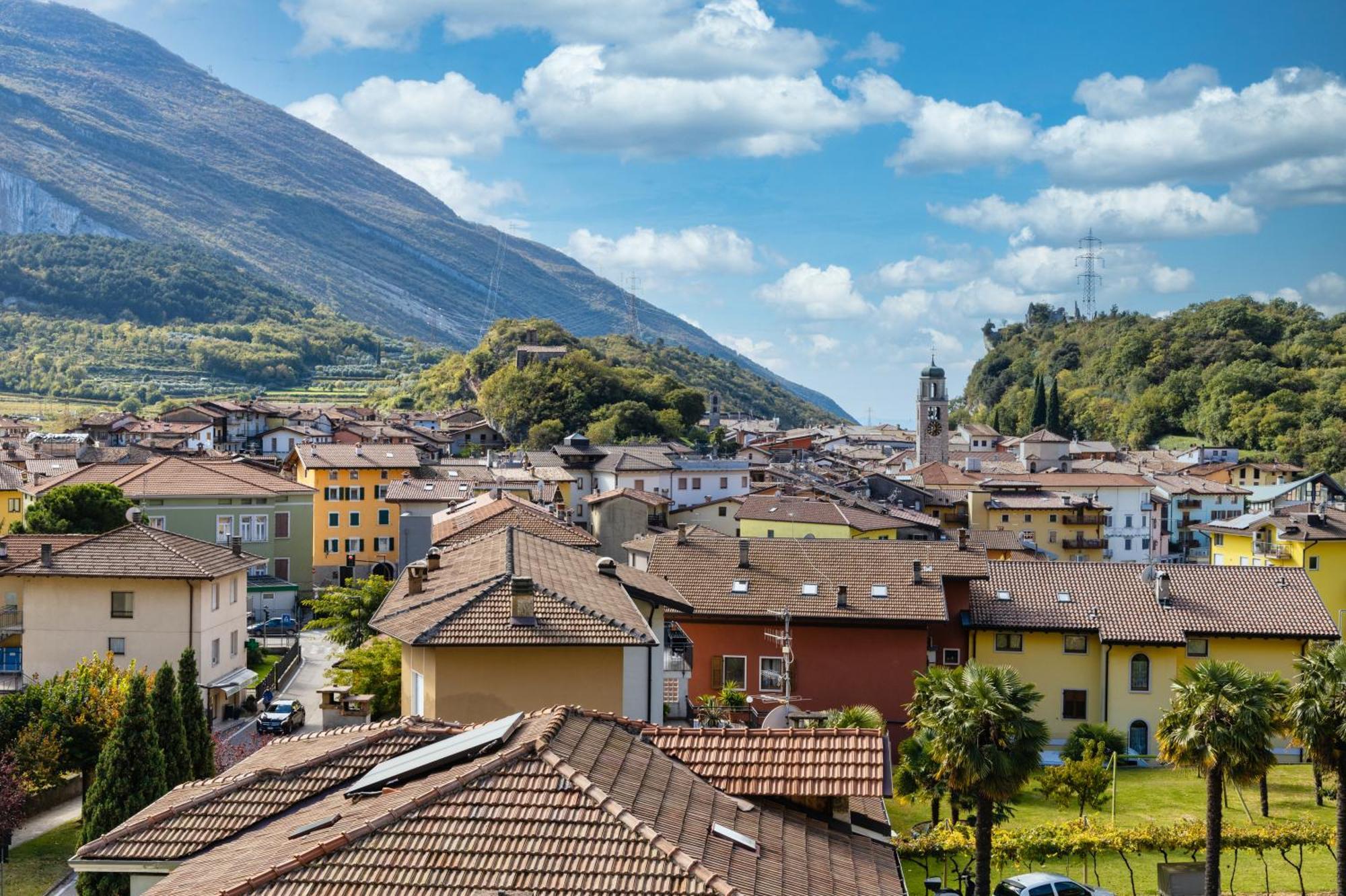 Hotel Continental - Tonelli Hotels Torbole Sul Garda Стая снимка